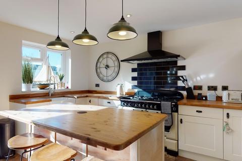23 Avondale Close, Whitstable, CT5 3QA