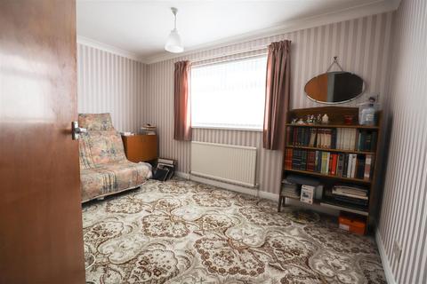 1 Pinesway, Sunderland, SR3 1YT