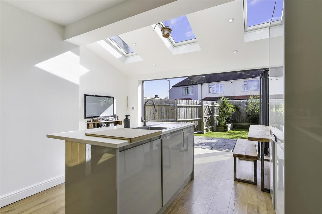 Horton Hill, Epsom 4 bed end of terrace house for sale £575,000