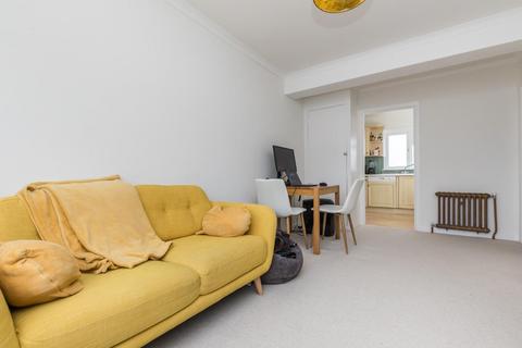 1 bedroom apartment to rent, 211-213 Kingsway, Hove