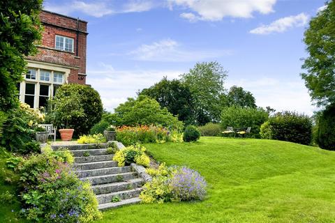 Courtyard House Barcombe Place, Barcombe, Lewes, BN8 5DL