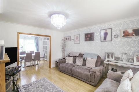 39 Harefield, Harlow, CM20 3EG