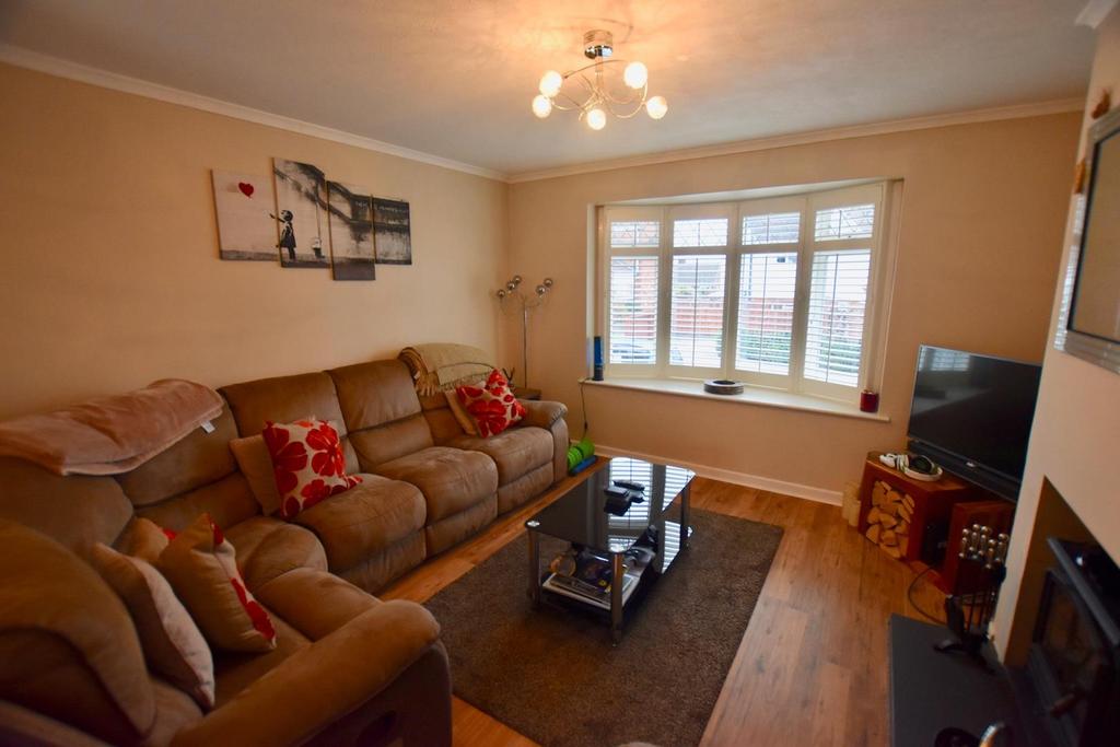 Wendover Rise, Coventry MODERN 3... 3 bed end of terrace house £925
