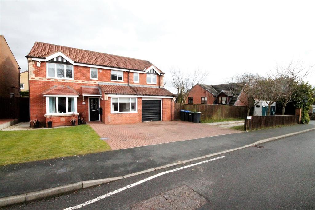 The Hawthorns, West Kyo, County Durham 6 bed detached house £349,950