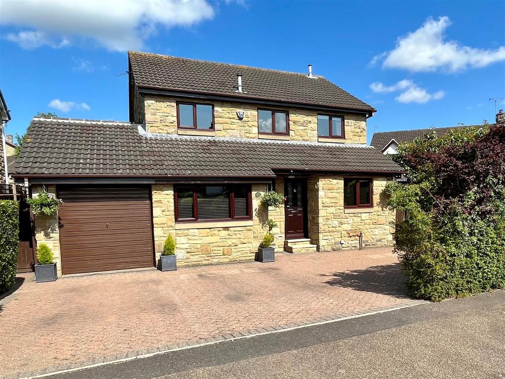 Ainsty Road, Wetherby 4 bed detached house £515,000