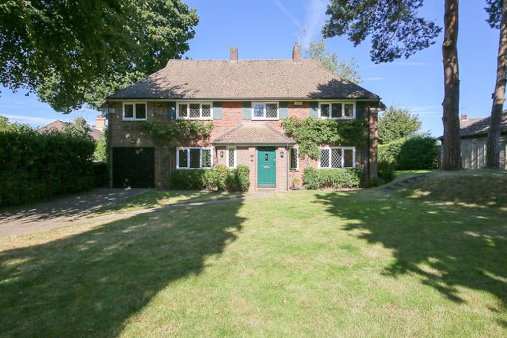 Dartford Road, Sevenoaks TN13 3TQ 4 bed detached house £3,500 pcm (£