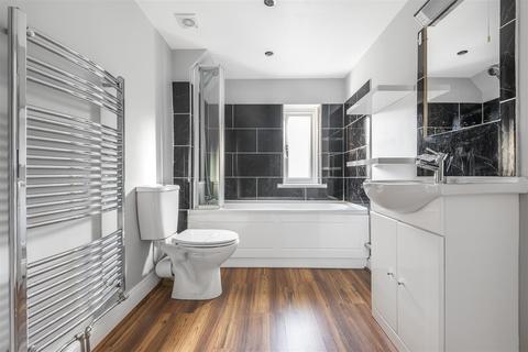 87 Middle Wall, Whitstable, CT5 1BW