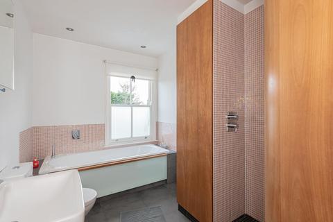 76 Heatherside Road, Epsom, KT19 9QT