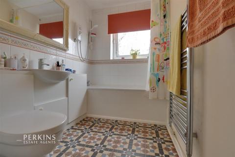 11 Atherton Place, Southall, UB1 3QT