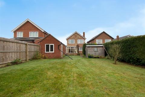15 Larchcroft Close, Ipswich, IP1 6PG