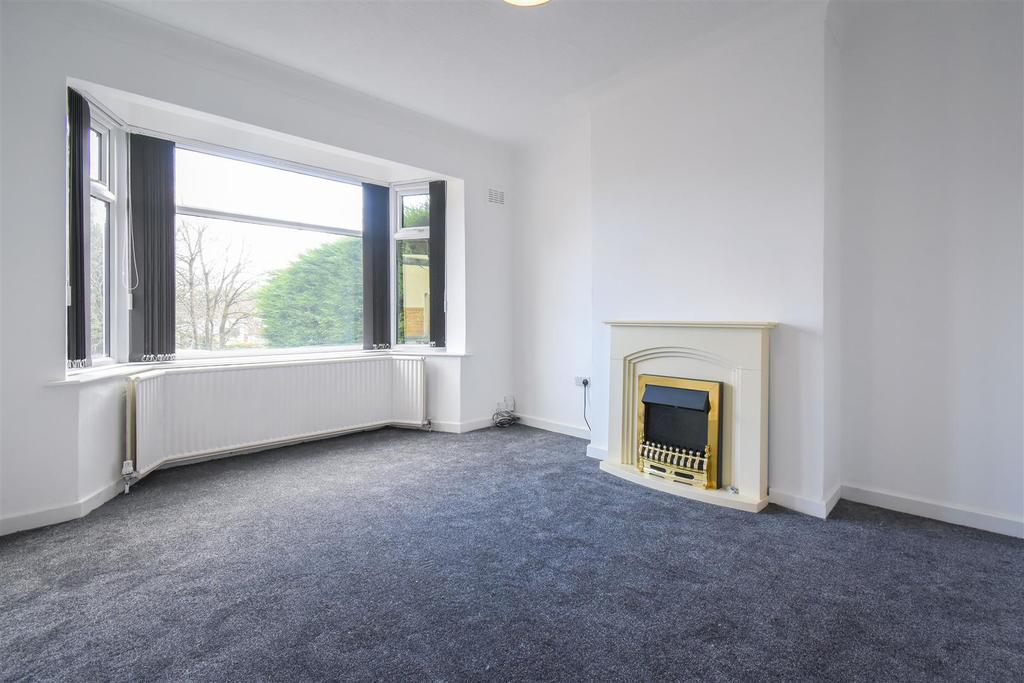 Willow Trees Drive, Blackburn 4 bed semidetached house £240,000