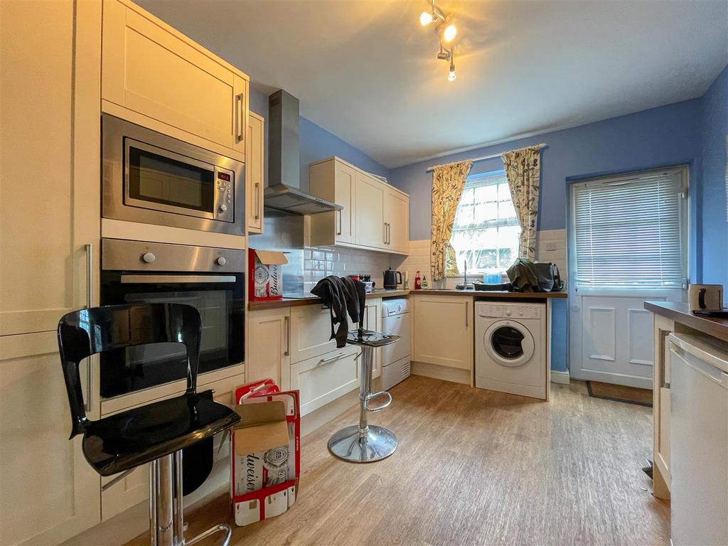 594 Gipsy Lane, Leicester 1 bed flat £595 pcm (£137 pw)