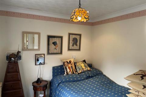 2 bedroom flat for sale - The Grange, Moreton-In-Marsh