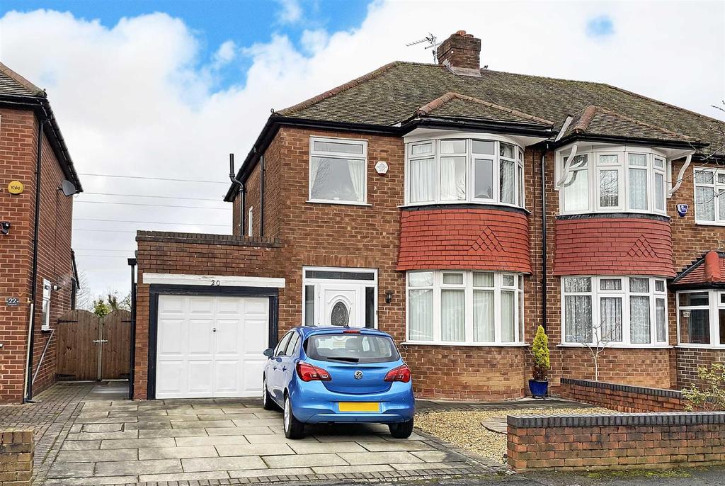 Canterbury Road, Hale 3 bed semidetached house £500,000