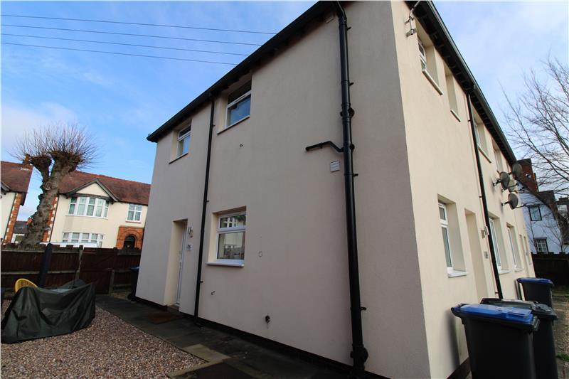 Hurst Road, Hinckley, Leicestershire 1 bed apartment £550 pcm (£127 pw)