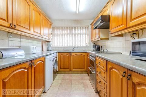 3 Caistor Walk, Oldham, OL1 3DG