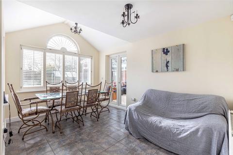 18 Blockley Close, Webheath, Redditch, B97 5WW