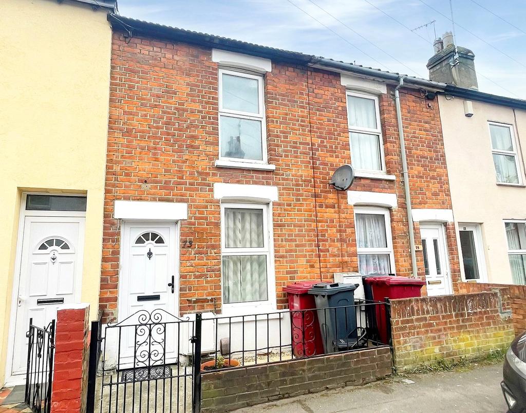 Amity Road, Reading, Berkshire, RG1 2 bed terraced house £1,000 pcm