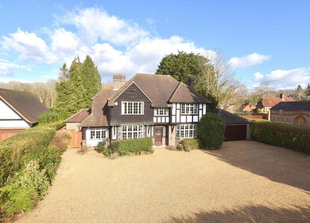 Ockham Road North, East Horsley, KT24 4 bed detached house £1,750,000