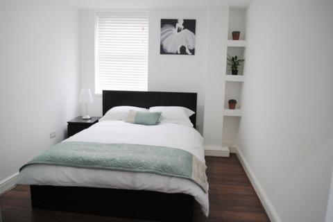 1 bedroom apartment to rent, Bethnal Green Road, Bethnal Green, E2