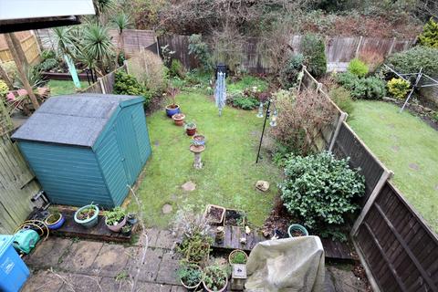 35 Chaffinch Close, Poole, BH17 7UR