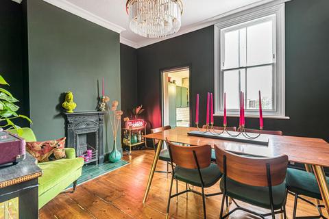 107 Old Dover Road, London, SE3 8SU