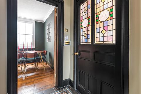 107 Old Dover Road, London, SE3 8SU