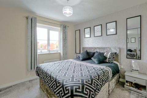 25 Birchwood Grove, Middlesbrough, TS6 0GE