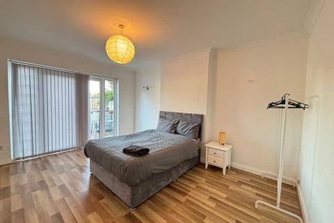 4 bedroom house to rent, Westhorne Avenue, Eltham, SE9