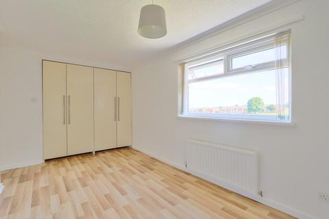 2 bedroom apartment to rent - Sedgemoor Road, Eston, TS6