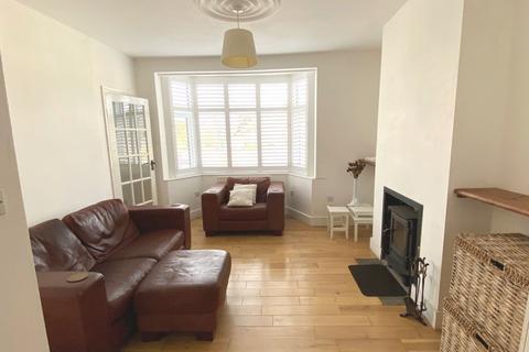 3 Murray Avenue, Northampton, NN2 7BS