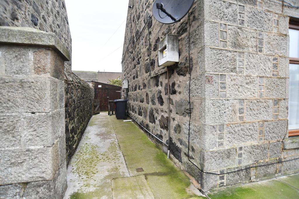 Charlotte Street, Fraserburgh AB43 1 bed ground floor flat £48,000