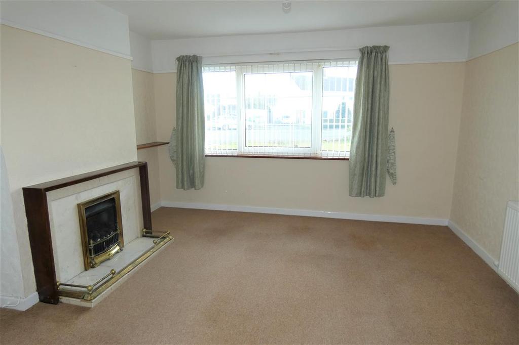 St Martins Park, Haverfordwest 3 bed semidetached house £695 pcm (£