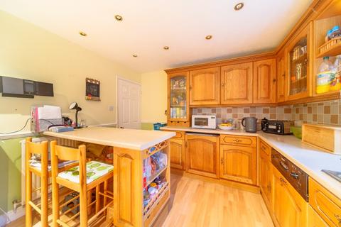 9 Adam Close, Baughurst, Tadley, RG26 5HG