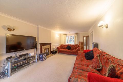 9 Adam Close, Baughurst, Tadley, RG26 5HG