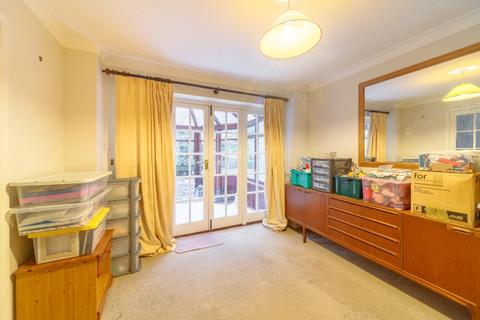 9 Adam Close, Baughurst, Tadley, RG26 5HG