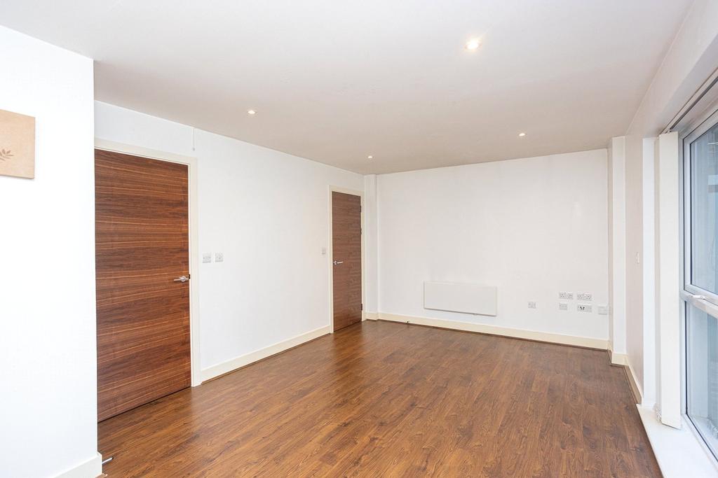 Napier House, Bromyard Avenue, Ealing, W3 Studio £275,000