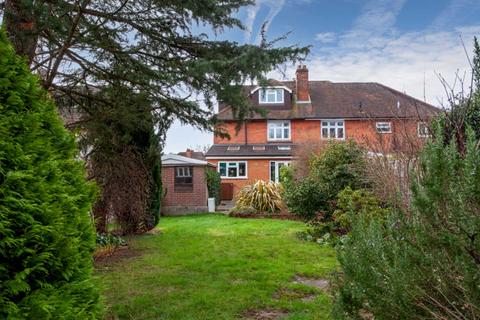 63 Balmore Drive, Caversham, Reading, RG4 8NN