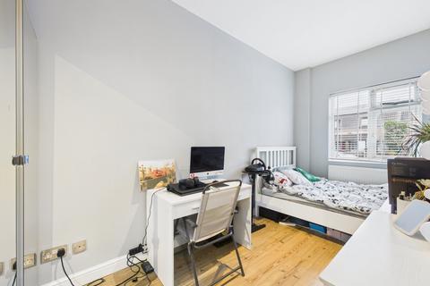 2 bedroom maisonette to rent, Ferndale Road, Ashford, Middlesex, TW15