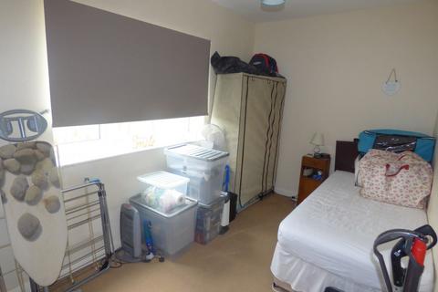 2 bedroom flat for sale, Mount Terrace, Halifax, West Yorkshire, HX2 0HB