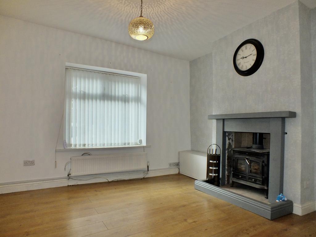Carlyle Street, Abertillery, NP13 1UF 2 bed terraced house £99,999