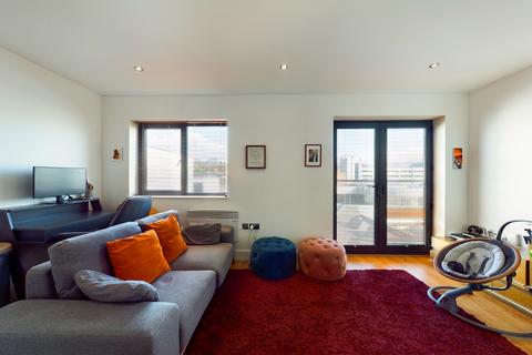 1 bedroom apartment to rent, Swan Court, Waterhouse Street, Hemel Hempstead, Hertfordshire, HP1 1DS