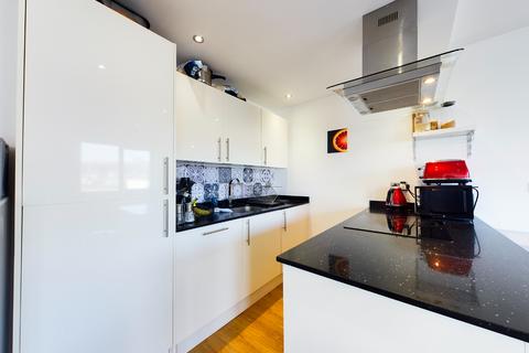 1 bedroom apartment to rent, Swan Court, Waterhouse Street, Hemel Hempstead, Hertfordshire, HP1 1DS