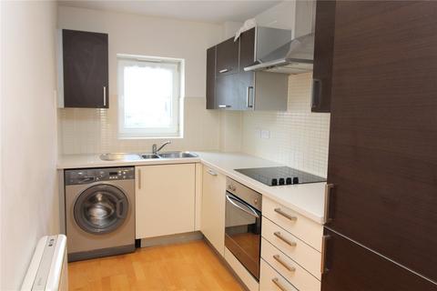 2 bedroom apartment to rent, Eddleston Court, Riverside Close, RM1