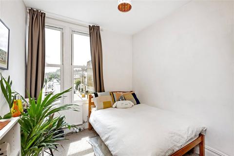 2 bedroom flat to rent, Landor Road, Clapham, London, SW9