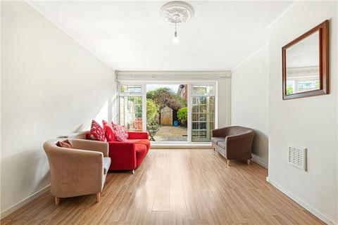 6 Sondes Street, London, SE17 2PQ