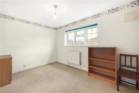 6 Sondes Street, London, SE17 2PQ