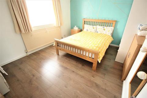 56 Edington Road, London, SE2 9JT