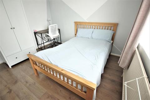 56 Edington Road, London, SE2 9JT
