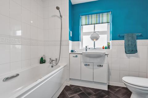 7 Firecrest Road, Kempshott, Basingstoke, RG22 5UL